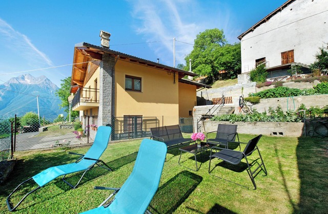 Apartment 'Il Piccolo Nido' with Mountain View, Shared Garden and Wi-Fi