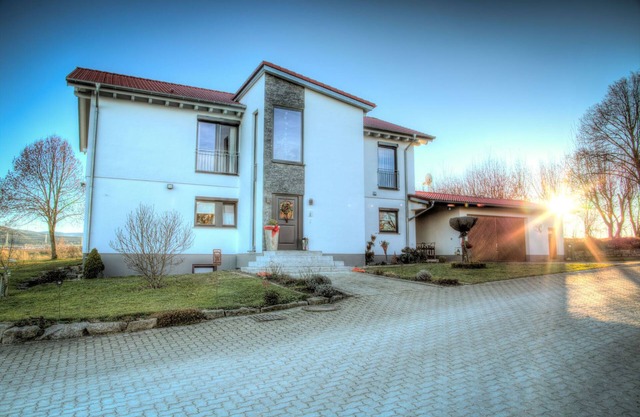 Apartment in an idyllic location and great views