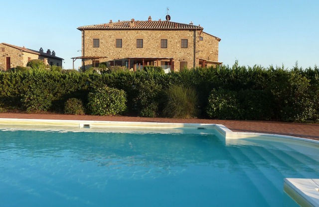 Apartment in Beautifully Restored Medieval Tuscan Village, 7klm from Volterra
