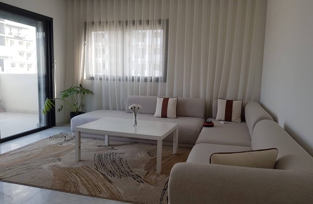 Apartment in casablanca 6prs, Picine, 5 min from the beach