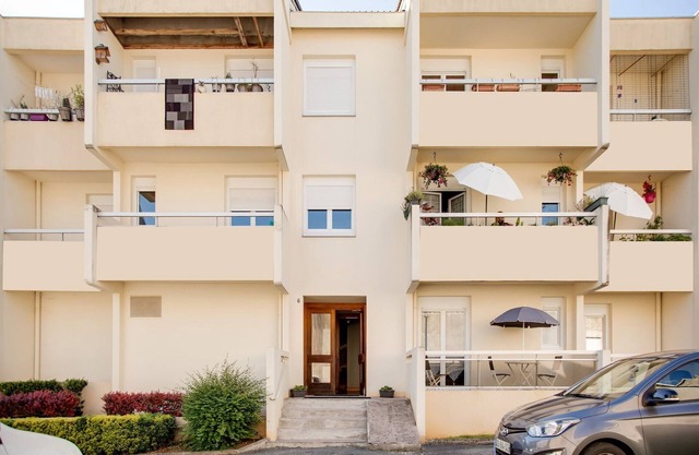 Apartment in Chaumont near Viaduct
