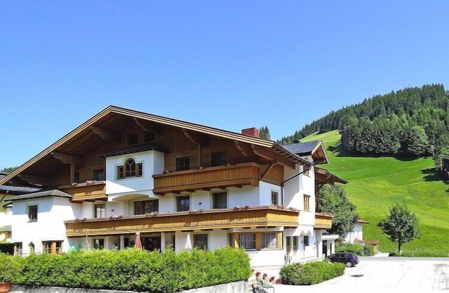 Apartment in Filzmoos near Ski Amadé