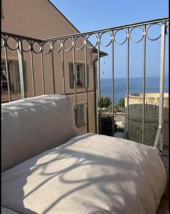 Apartment in Ile Rousse with sea view