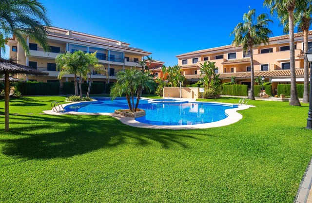 Apartment in Javea, on the Costa Blanca, Spain with communal pool for 6 persons