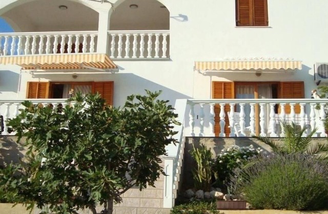 Apartment in Kustici with Seaview, Terrace, Air condition, WIFI (4847-2)
