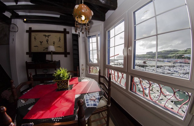 Apartment in Marina