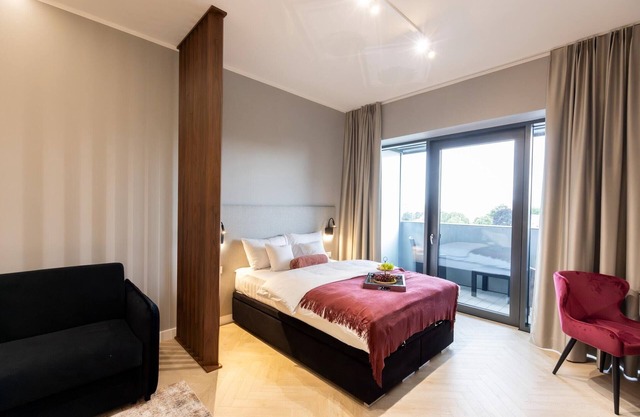 Apartment in Szczecin with Pool and Jacuzzi