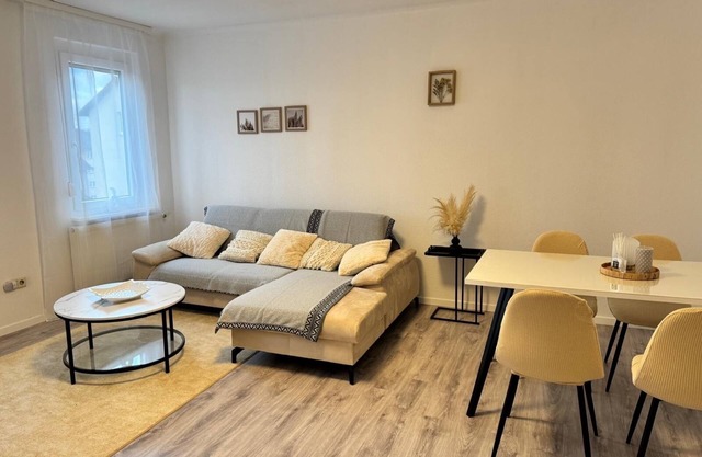 Apartment in the center with garden, connection to Stuttgart, Märklineum and EWS Arena.
