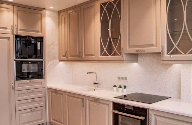 Apartment in the City Center – Entire Floor with Kitchen, Bathroom, and Shower