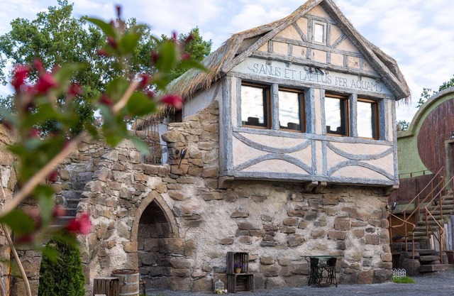Apartment in the house of the bathers, bottom left