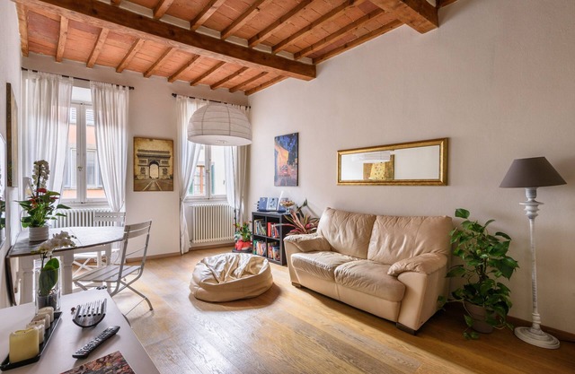 Apartment in the old town with 2 bedrooms, 2 bathroom and a large terrace