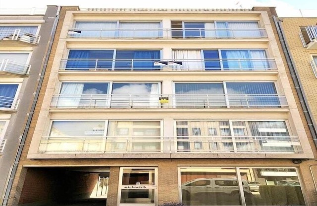 Apartment in Wenduine near the Beach