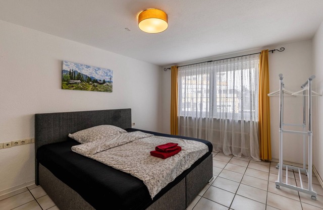 Apartment 'In Zentraler Lage' with Balcony and Wi-Fi