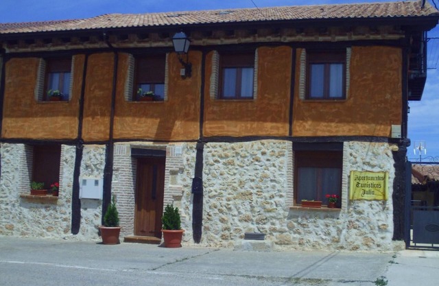 Apartment 'Julia De 1 Habitación' with Mountain View, Wi-Fi and Air Conditioning