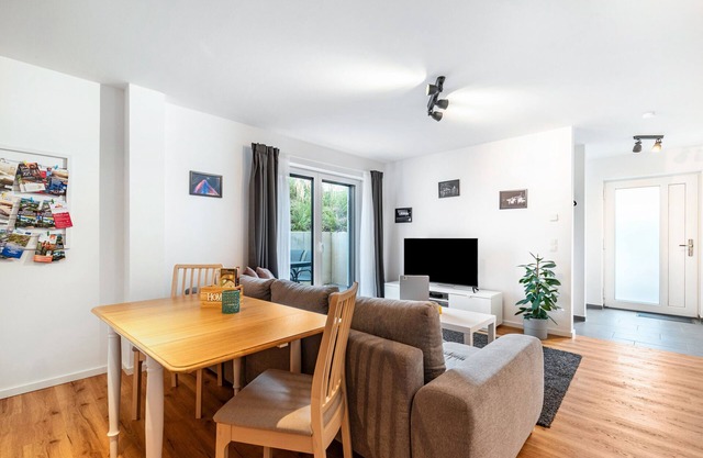 Apartment 'Koblenzer Auszeit' with Private Terrace and Wi-Fi