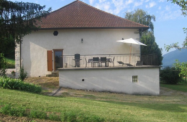 Apartment 'La Fontaine Bénite' with Private Terrace, Wi-Fi and Air Conditioning