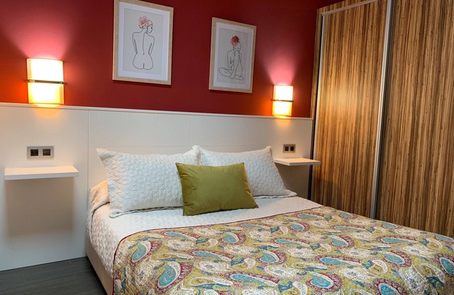 Apartment 'Lamia' with Mountain View, Wi-Fi and Air Conditioning