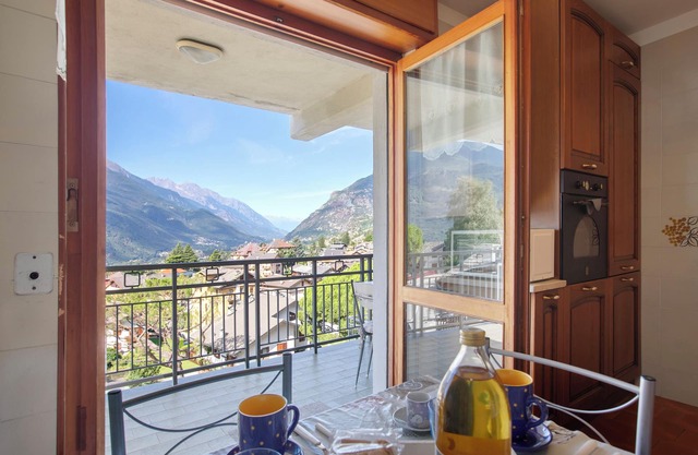 Apartment 'Maison Du Soleil - Bien-être' with Mountain View, Private Terrace and Wi-Fi