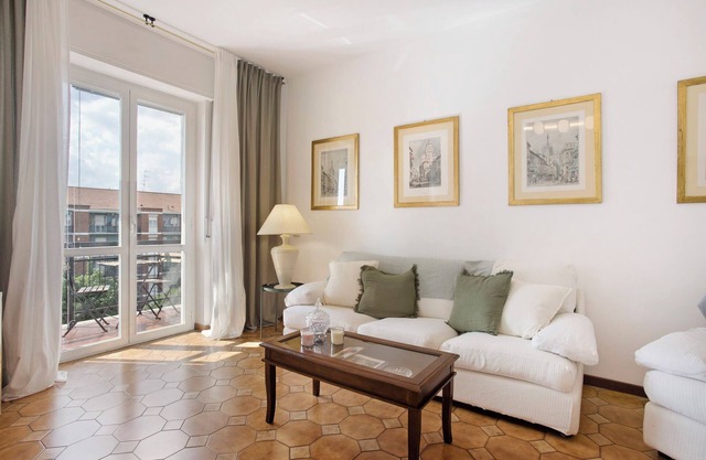 Apartment 'Mari' with Balcony, Wi-Fi and Air Conditioning
