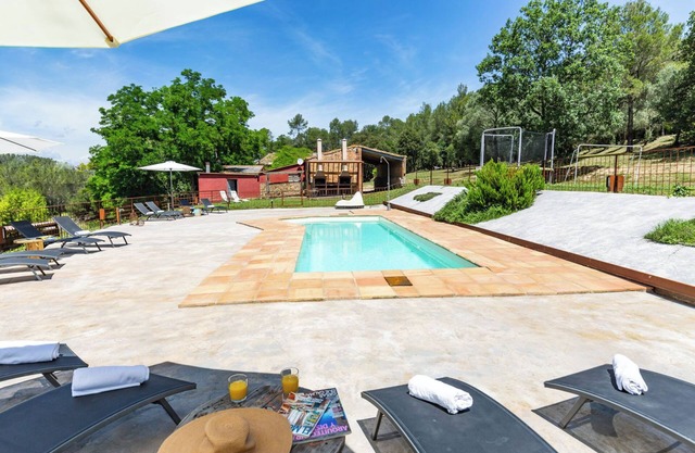 Apartment 'Mas Tarres L'acacia Only Adults' with Mountain View, Wi-Fi and Air Conditioning