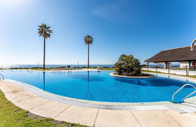 Apartment "Mi Capricho Beachfront Apt" with Wi-Fi & Shared Pool