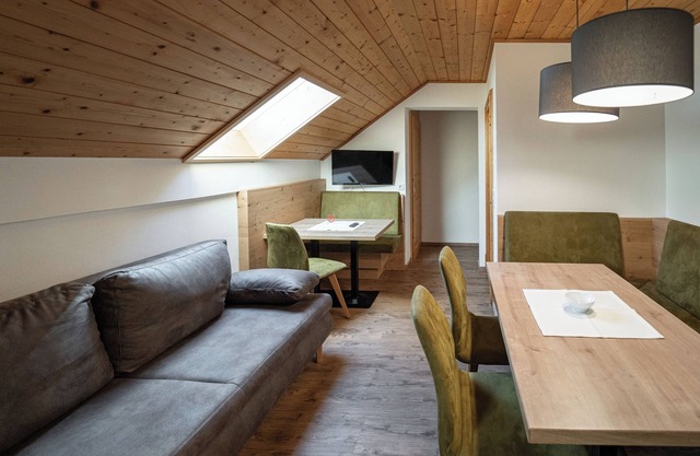 Apartment mit 3 Schlafzimmer mit Balkon od. Terrasse