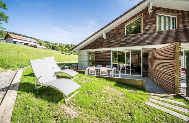 Apartment 'Mont Blanc Spa-terrasse Privatisés' with Private Terrace, Private Garden and Wi-Fi