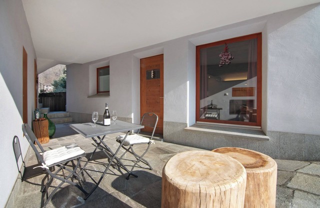 Apartment 'Nadia' with Lake View, Private Terrace and Wi-Fi