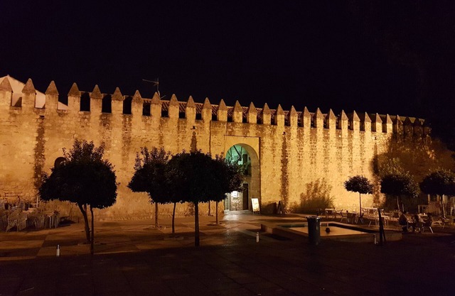 Apartment next to the Mosque