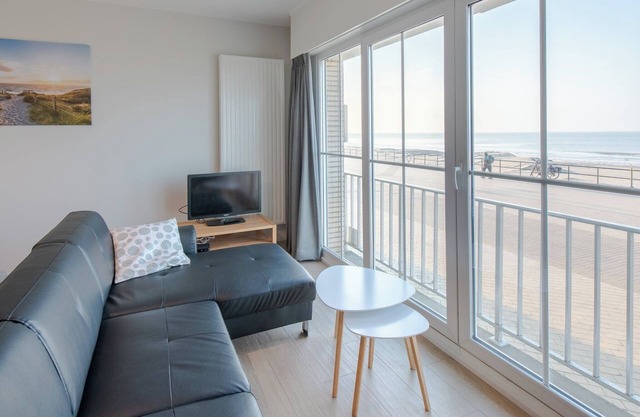 Apartment on Belgian Coast with Sea Views