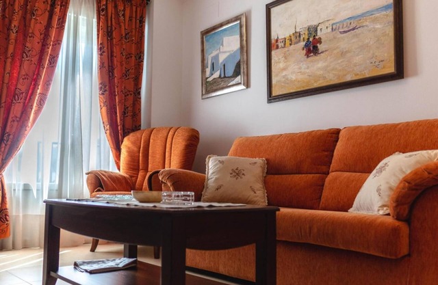 Apartment 'Pepita Feria' with Balcony, Wi-Fi and Air Conditioning