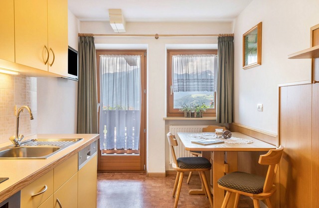 Apartment 'Panoramablick' with Mountain View, Shared Garden and Wi-Fi
