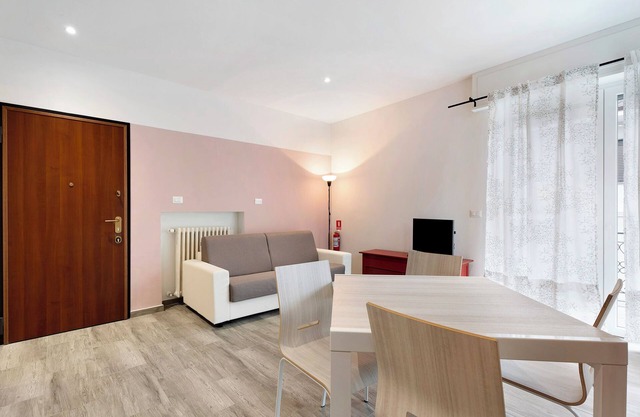 Apartment 'Peperoncino' with Balcony, Wi-Fi and Air Conditioning