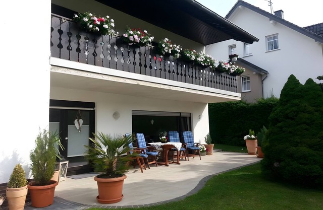 Apartment 'Poll' with Private Terrace, Private Garden and Wi-Fi