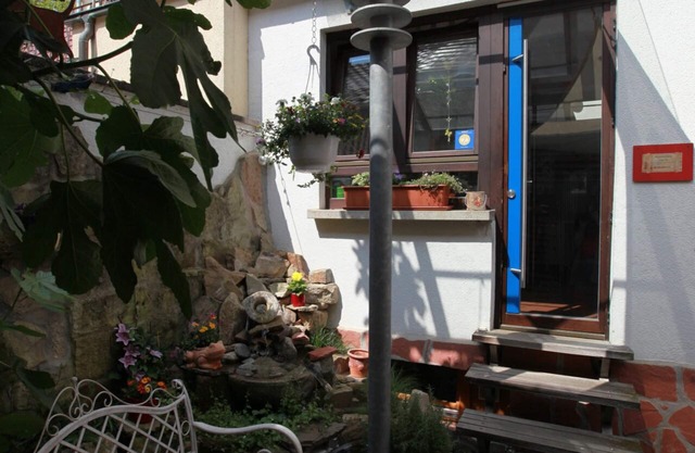 Apartment-Private Bathroom-Balcony-EG