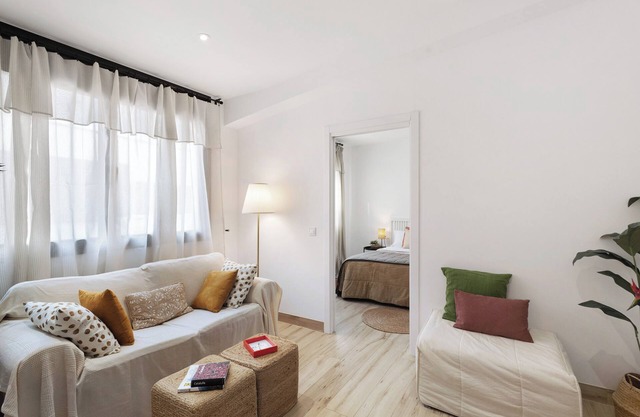 Apartment Privat Sant Celoni Montseny Barcelona with Balcony and Wi-Fi.