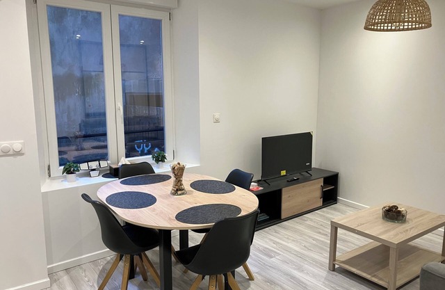 Apartment right in the center of town in a quiet backyard