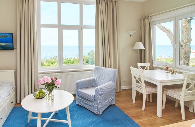 Apartment "Strandkieker" - sea view, comfort and a pinch of Baltic Sea happiness - Villa