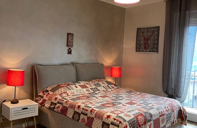 Apartment 'Solange Saint Vincent' with Mountain View and Balcony