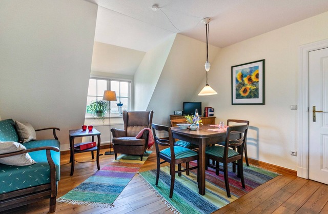 Apartment 'Sonnenzimmer' with Shared Garden and Wi-Fi