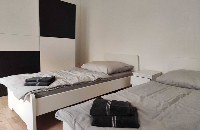 Apartment suitable for assemblers