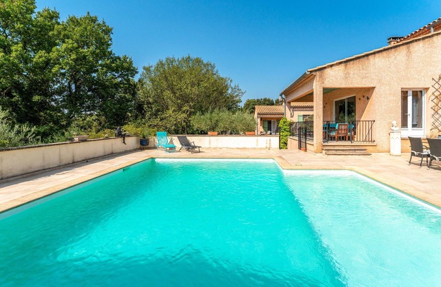 Apartment 'Terrace Pool' with Wi-Fi