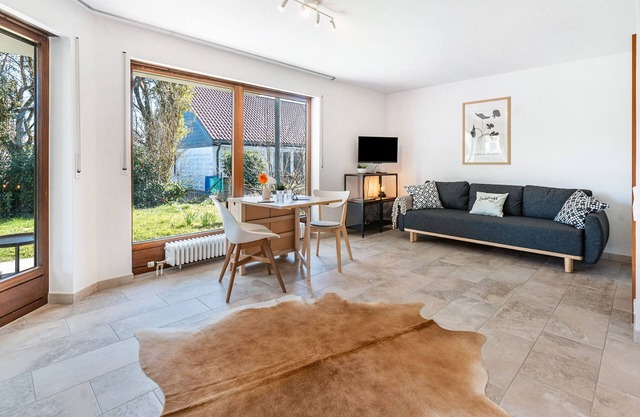 Apartment 'Vollausgestattete' with Private Terrace, Private Garden and Wi-Fi