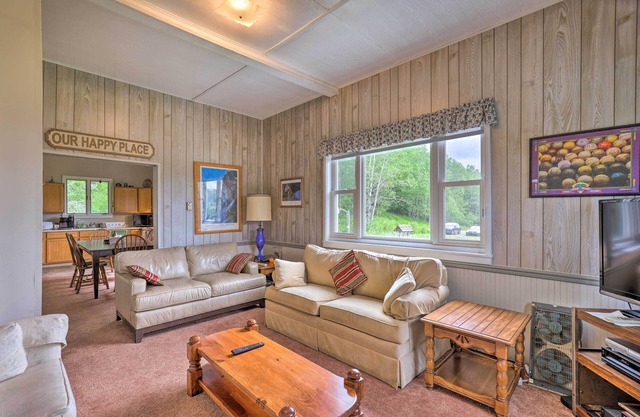 Apartment w/Shared Deck & View of Cowanesque Lake
