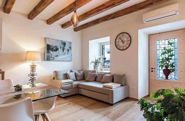Apartment “Wellness Lodge Riccardo” with Lake and Mountain View, Sauna and Whirlpool