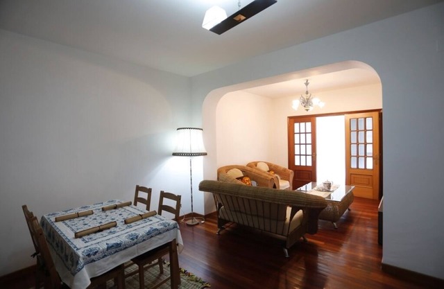 Apartment with 4 bedrooms in the Center of Monforte