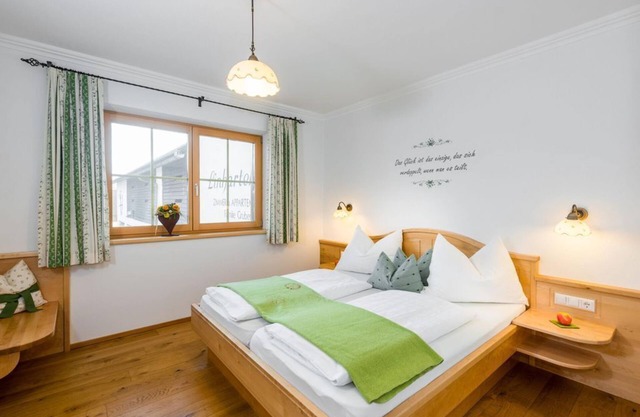Apartment with 2 bedrooms (short booking rate) - Linharterhof - Appartements
