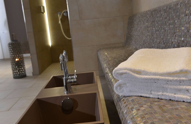 Apartment with hotel comfort