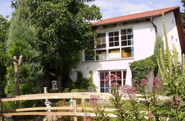 Apartment with garden and pool