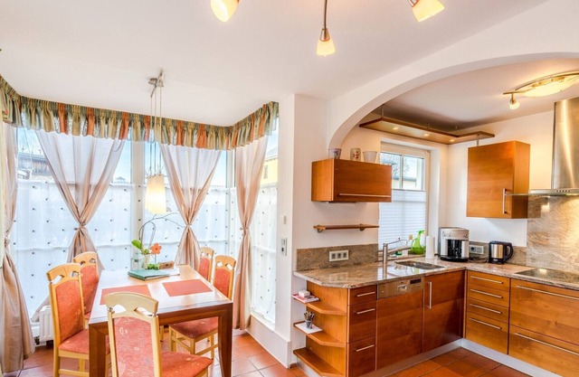 Apartment with garden incl. Underground parking space